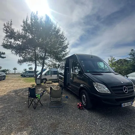 Rent Luxury Sprinter Polisi i Vogel